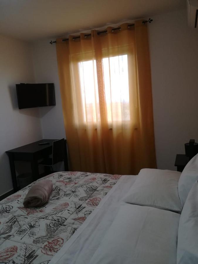 B&B Borgo Lando Барселона-Поцо ди Гото Екстериор снимка